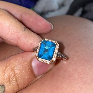 14K LeVian diamond engagement ring size 8